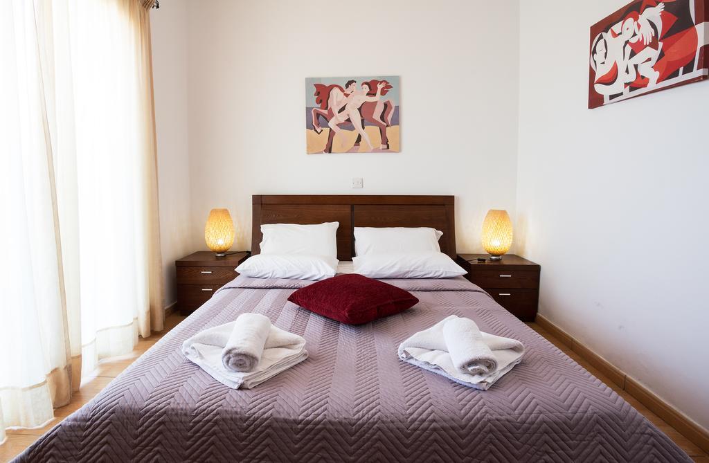G&E Beach Apartments Polis 外观 照片